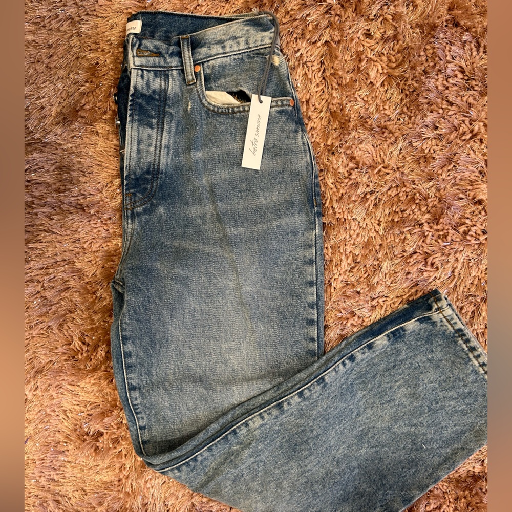 Betro Simone High Waister Distressed Jeans